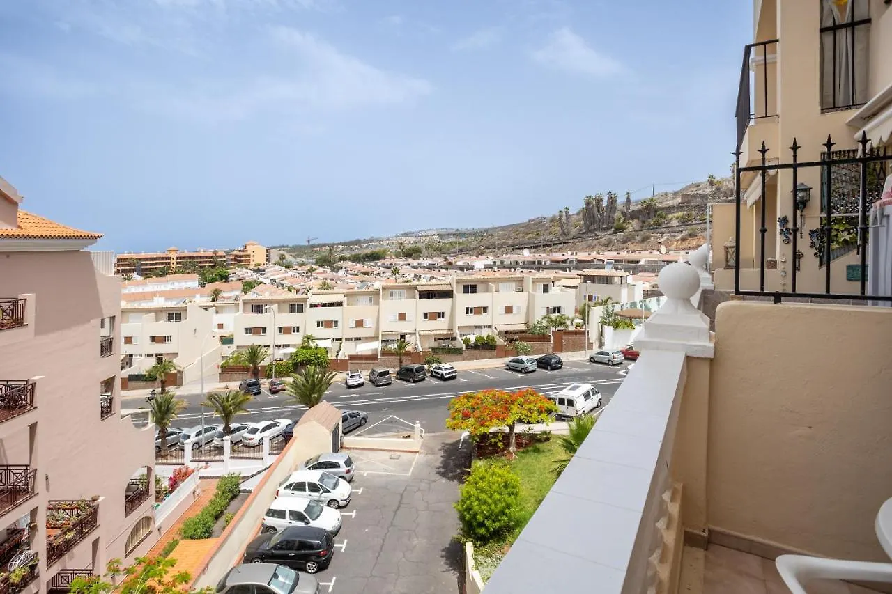 Castle Harbour Phoebe'S Flat Los Cristianos By Lovetenerife Spanien