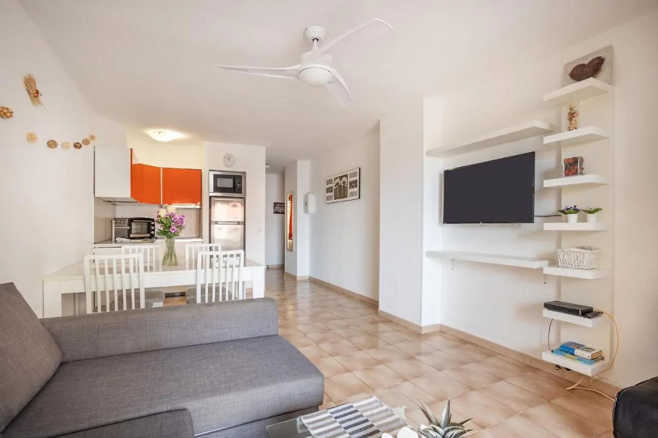 Castle Harbour Phoebe'S Flat Los Cristianos By Lovetenerife 0*, Los Cristianos (Tenerife) İspanya