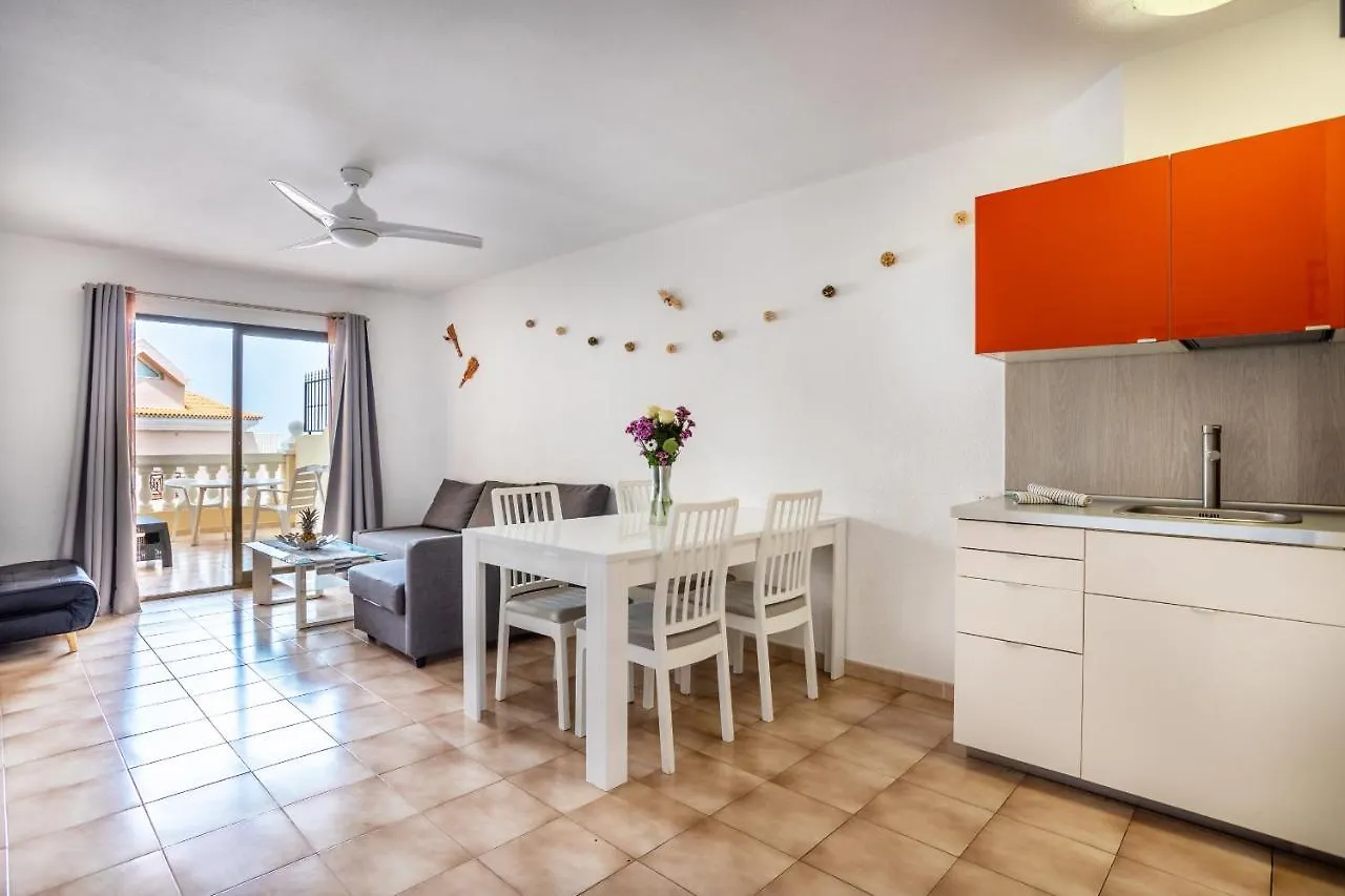 Daire Castle Harbour Phoebe'S Flat Los Cristianos By Lovetenerife