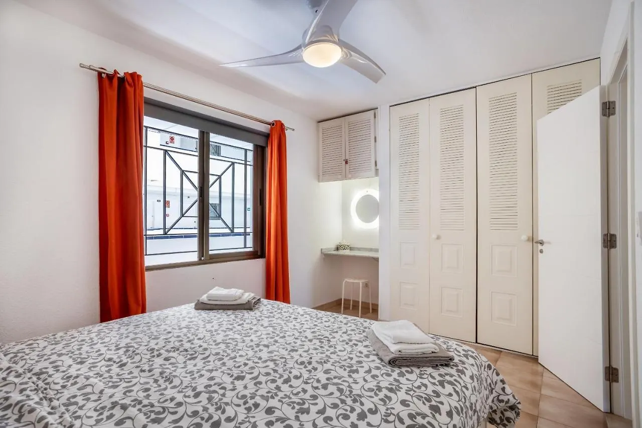 Castle Harbour Phoebe'S Flat Los Cristianos By Lovetenerife Daire